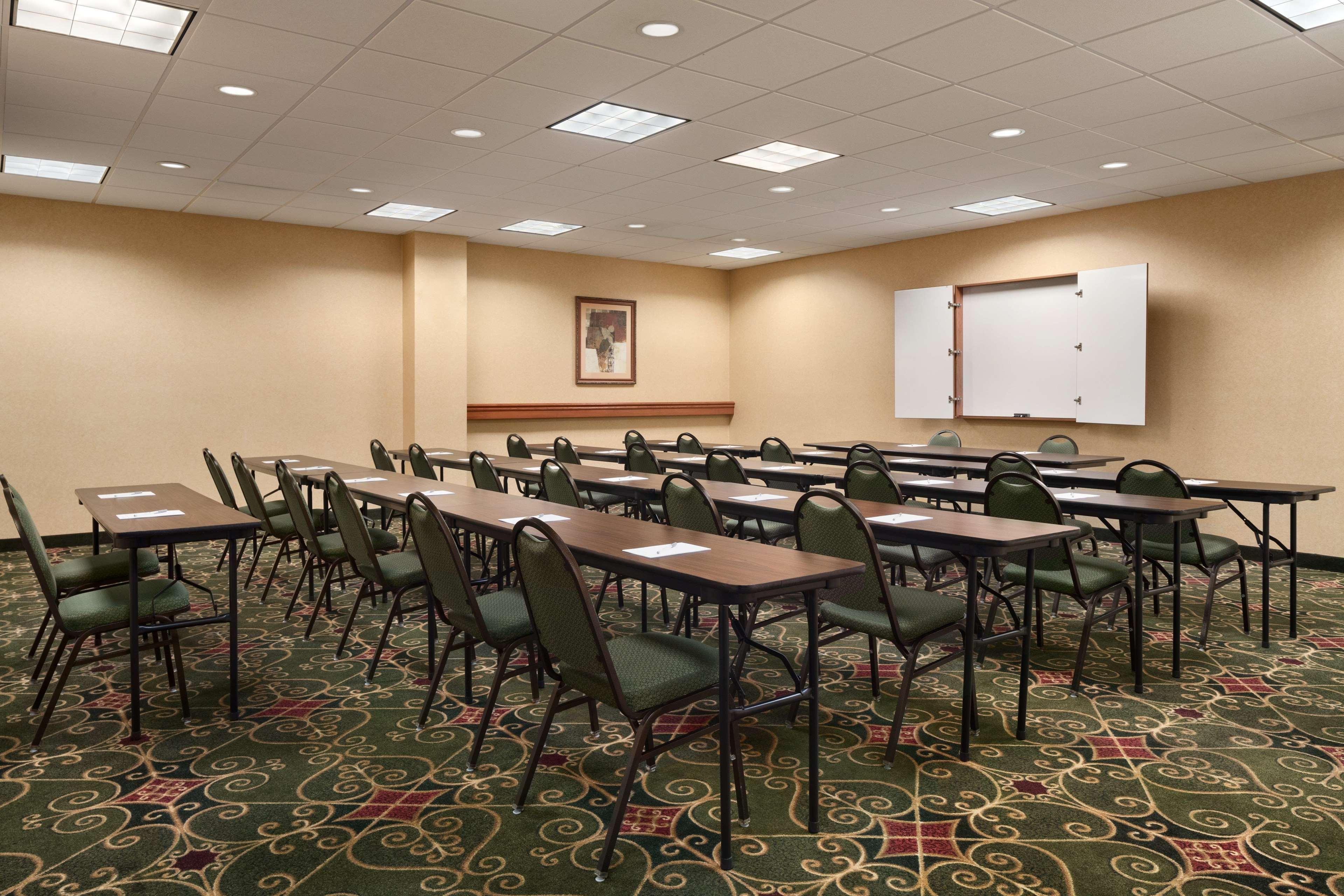 Hampton Inn Belle Vernon מראה חיצוני תמונה